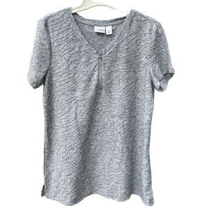 Chico’s Weekends size Medium  or 1 zip front top.